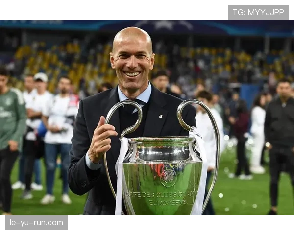 弗里克执教成功秘诀:战术灵活与团队凝聚力成关键因素 弗里克执教成功秘诀:战术灵活与团队凝聚力成关键因素