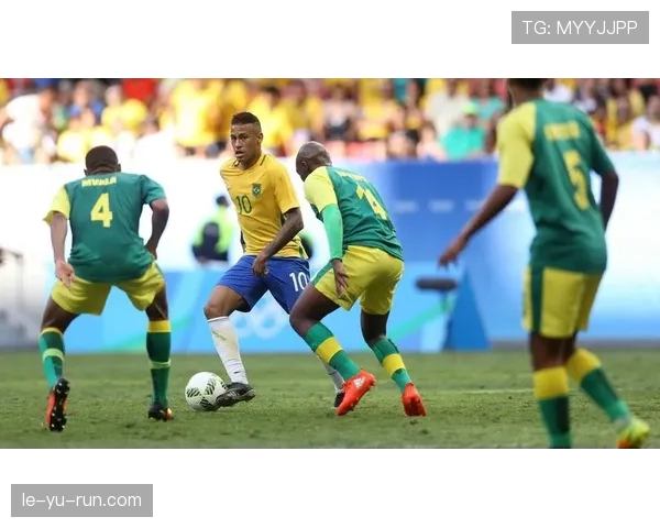 秘鲁队边路提速显威力，强势进攻力克对手