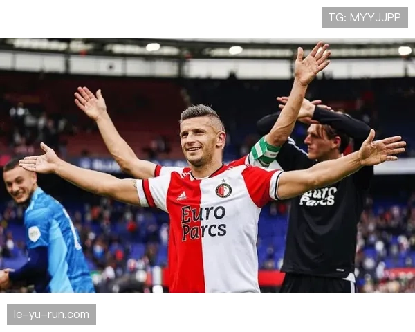 费内巴切主帅战术体系初显成效，球队状态引关注