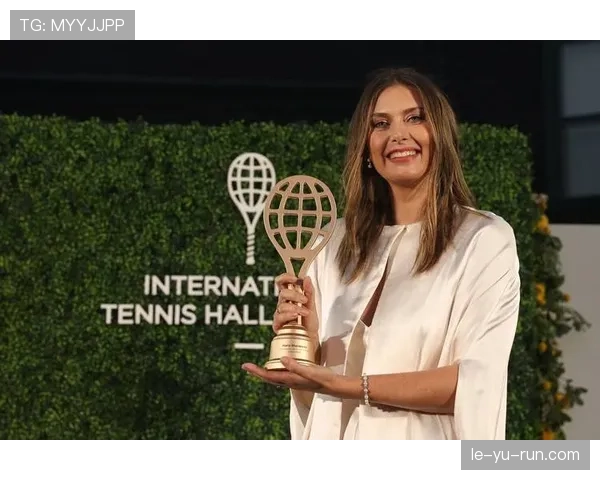 莎拉波娃退役后还在穿高跟鞋打网球？这姐的生活比比赛还精致